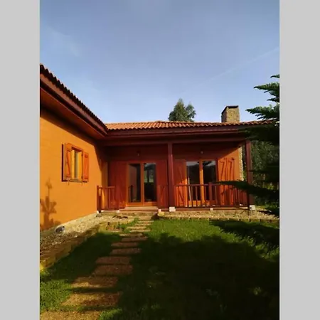 Alpesi faház Charrua House Paredes